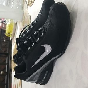 nike torch 3 black